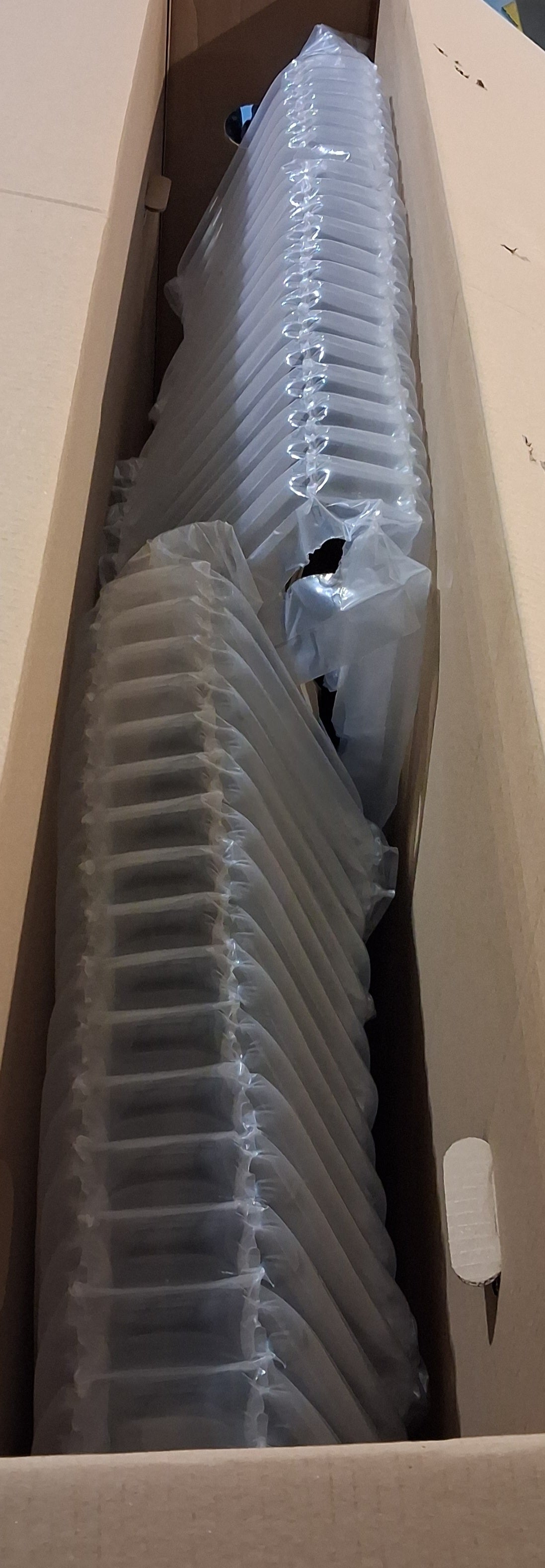 Carrera Vengeance Mens 16-Speed Disc Brake Mountain Bike - Green - Small