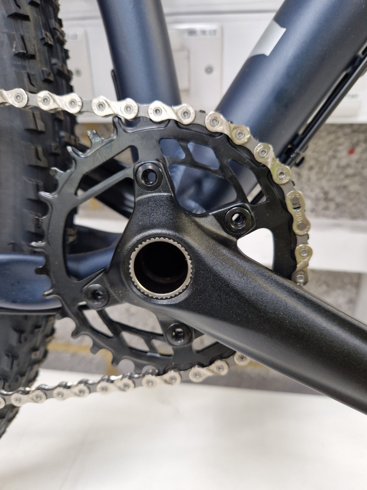Voodoo Braag Men's Front Suspension 9-Speed Mountain Bike - Size 18 - Grey