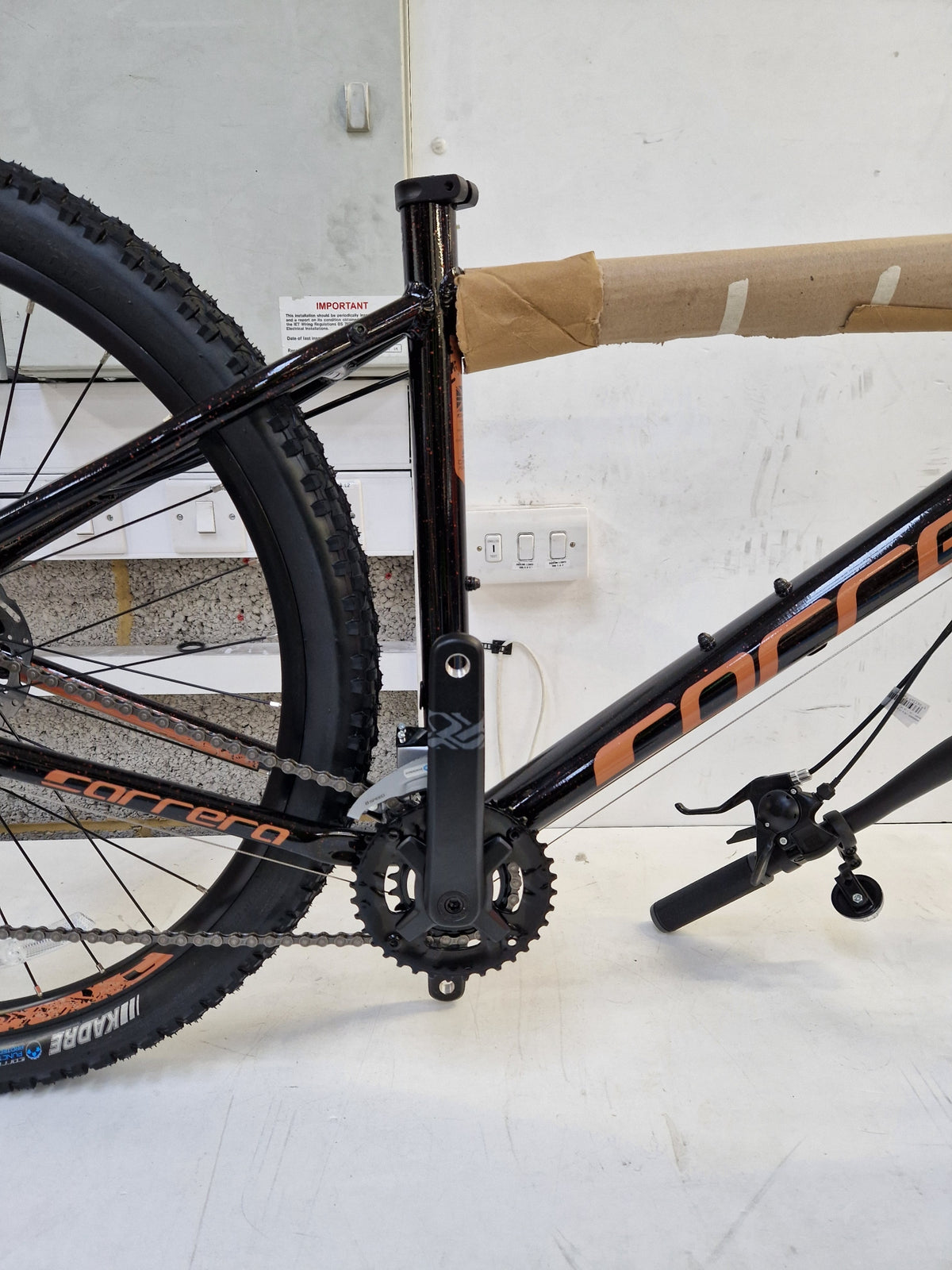 Carrera Vengeance Men's Limited Edition Mountain Bike - Medium - Black/Gold