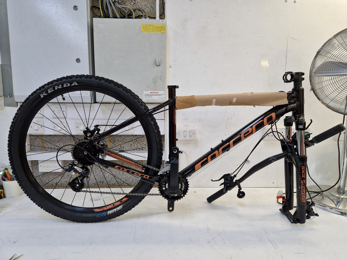 Carrera Vengeance Men's Limited Edition Mountain Bike - Medium - Black/Gold