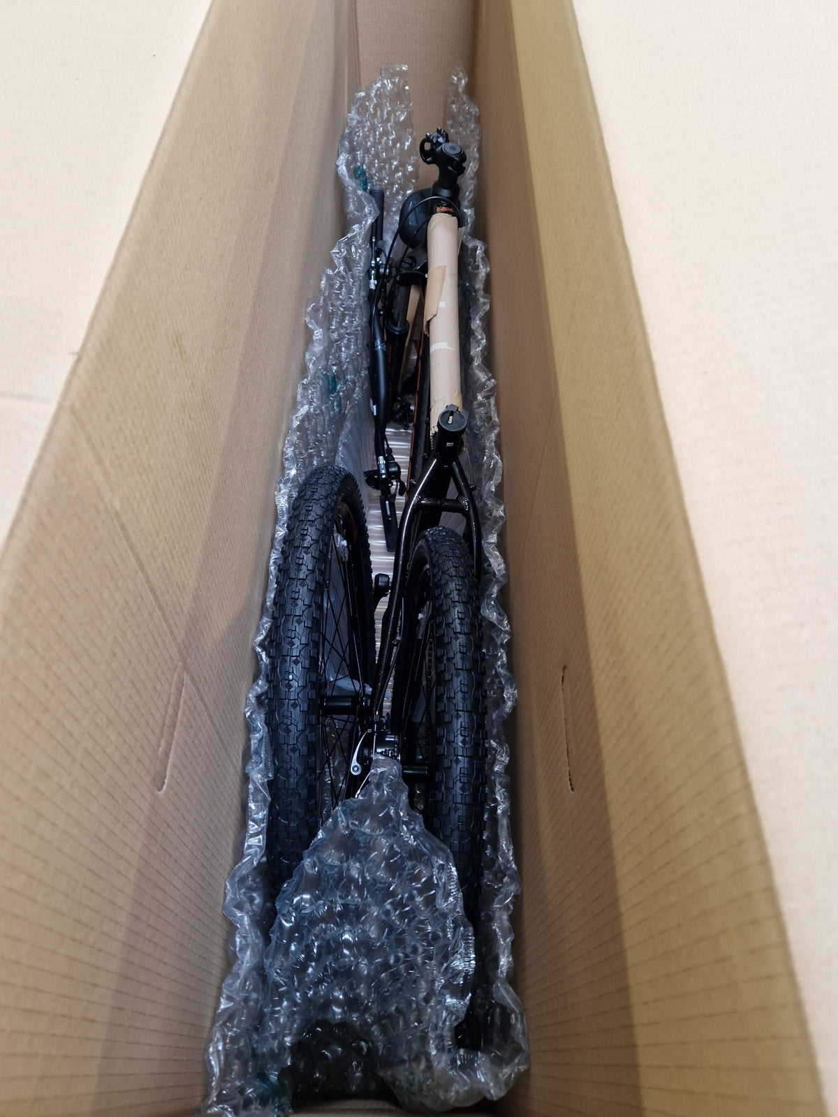 Carrera Vengeance Men's Limited Edition Mountain Bike - Medium - Black/Gold