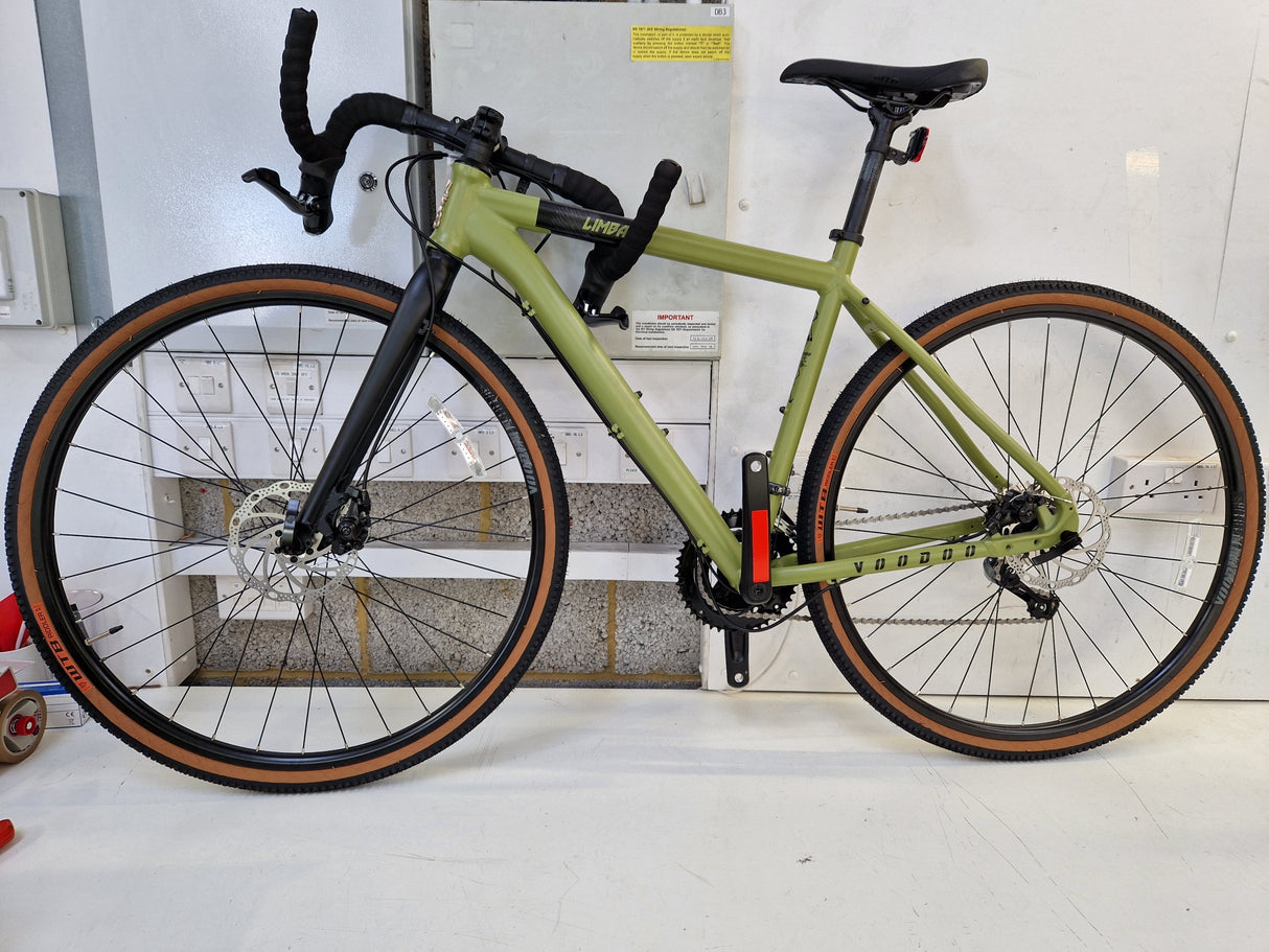 Voodoo Limba Unisex 16-Speed Adventure Bike - Medium Frame  - Olive Green