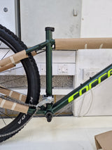 Carrera Vengeance Men's 16 Speed Medium 18'' Alloy Mountain Bike - Green