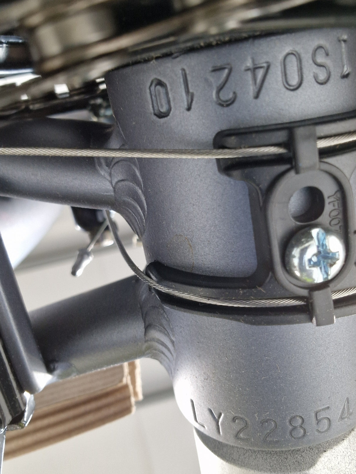 Raleigh Pioneer Tour Hybrid Bike 21in Large 700c 21 Speed City - Blue Silver