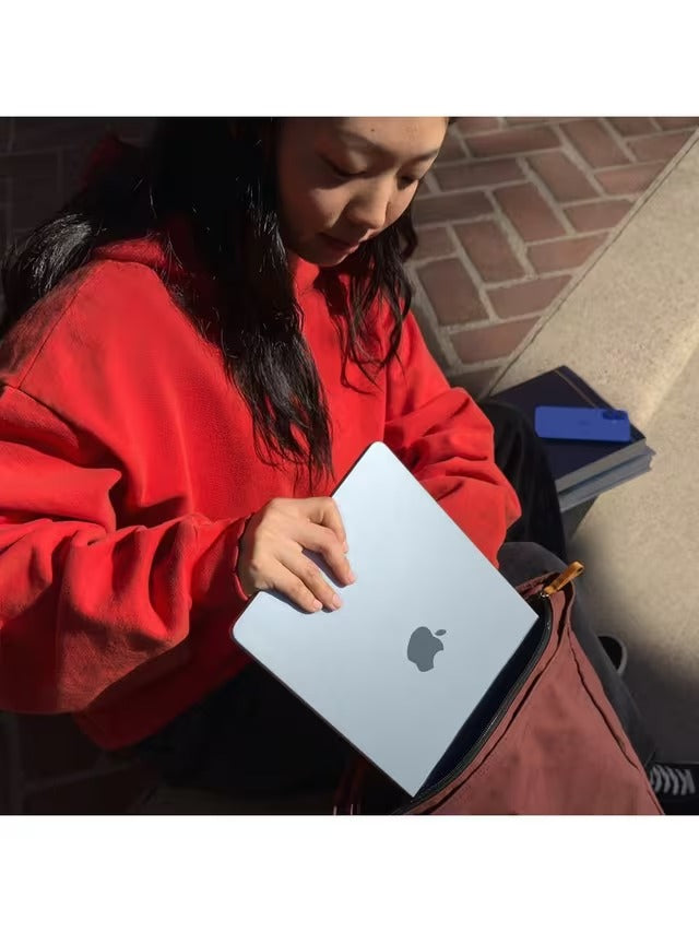 Apple MacBook Air 2025 M4 10-Core 16GB RAM 256GB SSD 15.3'' Laptop Silver