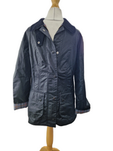 Barbour Women's Beadnell Classic Country Style Waxed Jacket - Black - UK 6