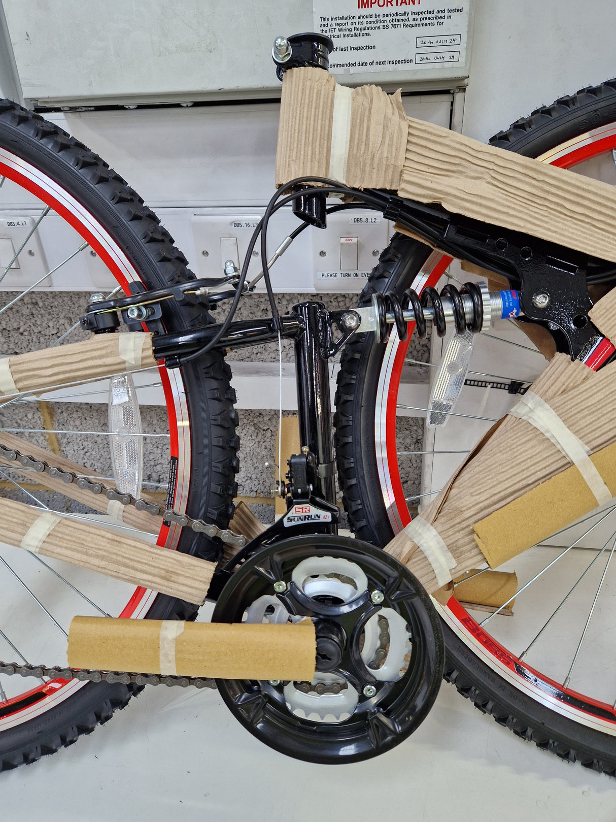 Boss Venom Dual Suspension Mountain Bike 26" Wheels - 18" Frame - Black/Red