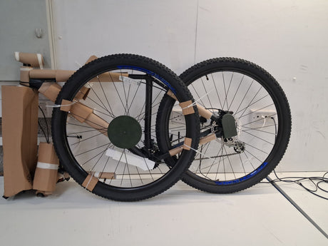 Carrera Hellcat Mens 16 Speed Hydraulic Disc Mountain Bike - Black - L 20''