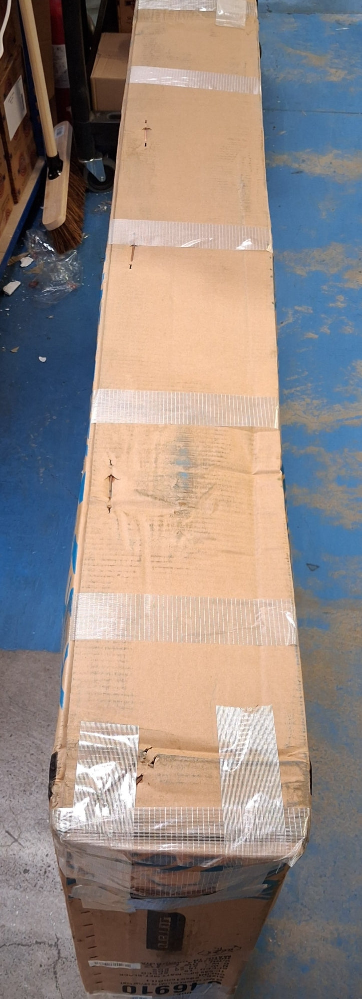 Carrera Hellcat Mens 16 Speed Hydraulic Mountain Bike - Black - Large 20''