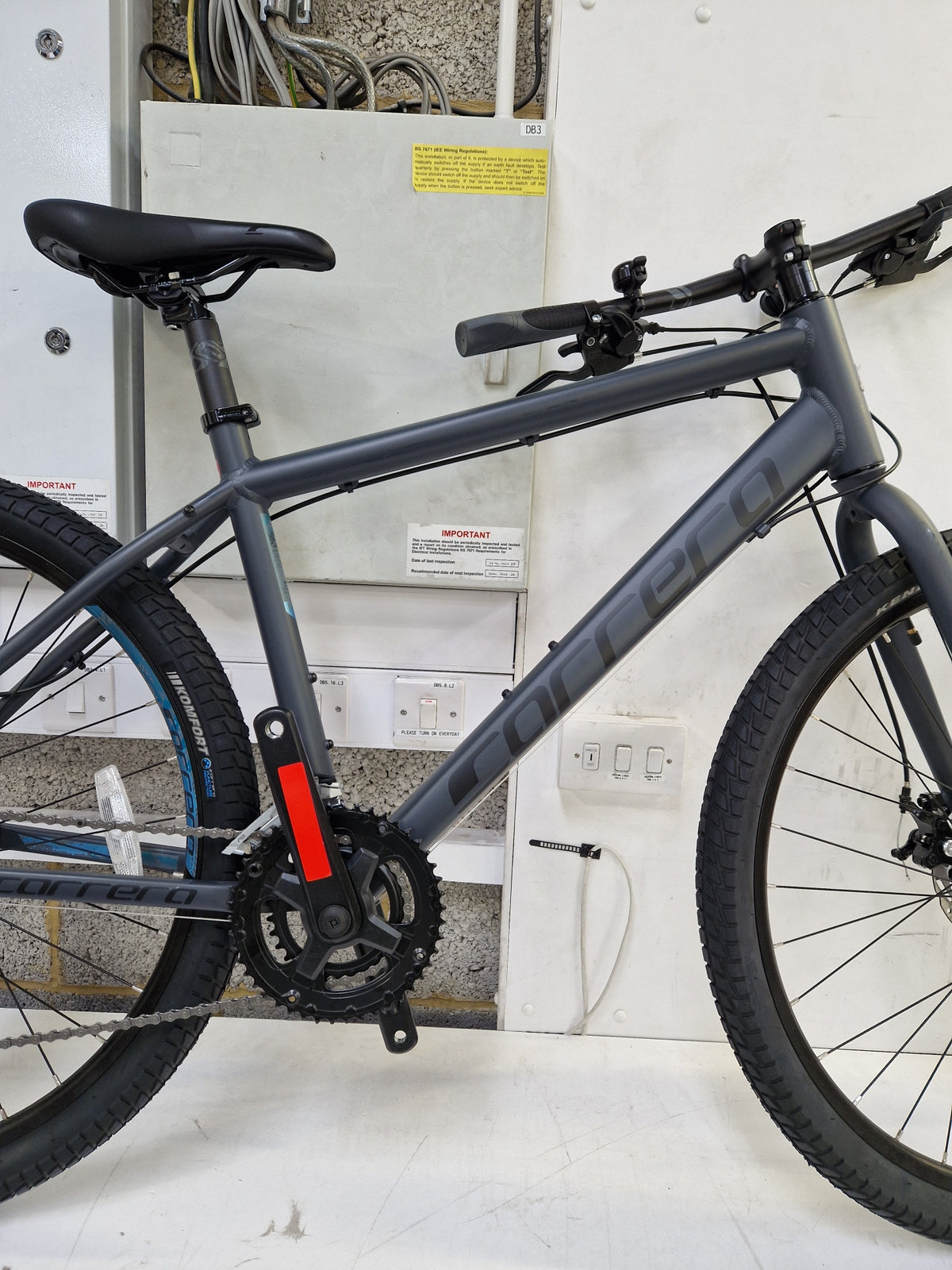 Carrera Subway 1 Women's Hybrid Bike Disc Brakes - Medium Frame 18in - Grey