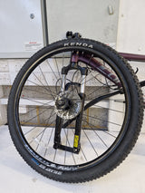 Carrera Hellcat Women's 16-Gears Mountain Bike - 18" Medium Frame - Purple