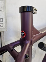 Carrera Hellcat Women's 16-Gears Mountain Bike - 18" Medium Frame - Purple