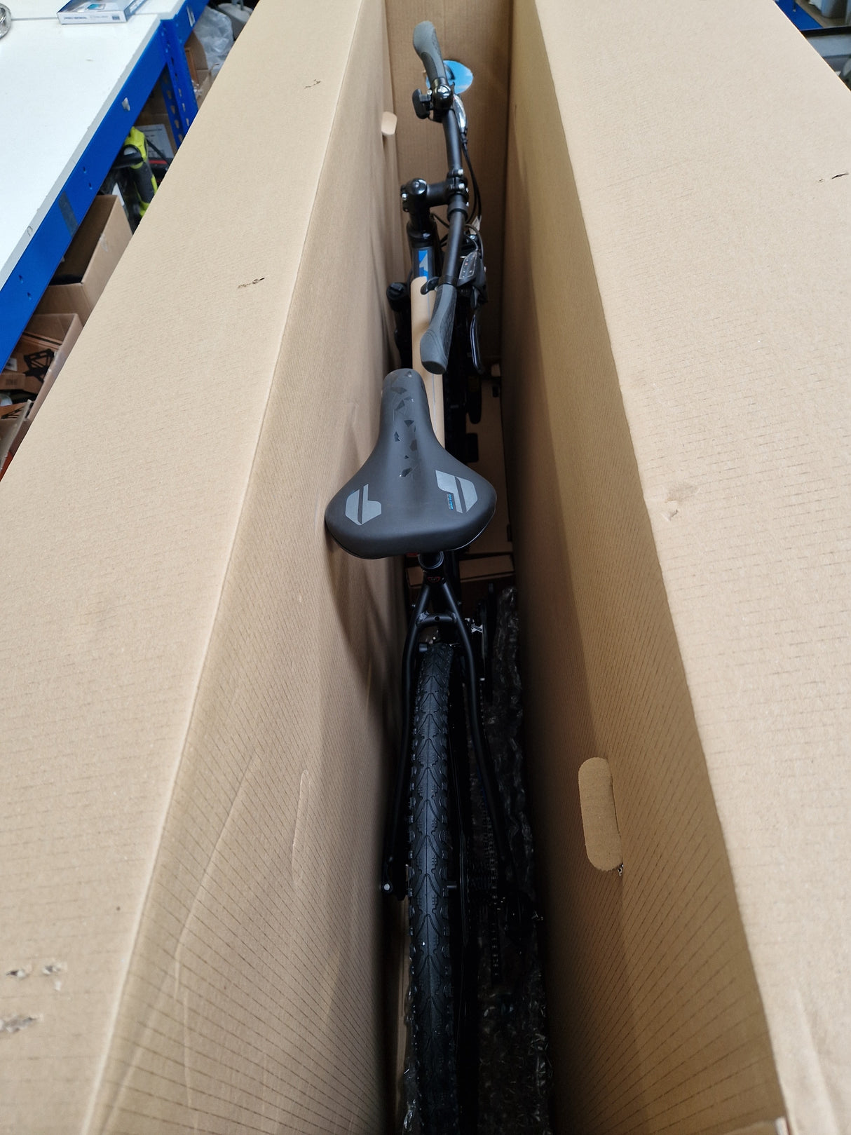 Carrera Crossfire 2 Men's 8-Speed 700c Wheel Hybrid Bike - Black Small 17''