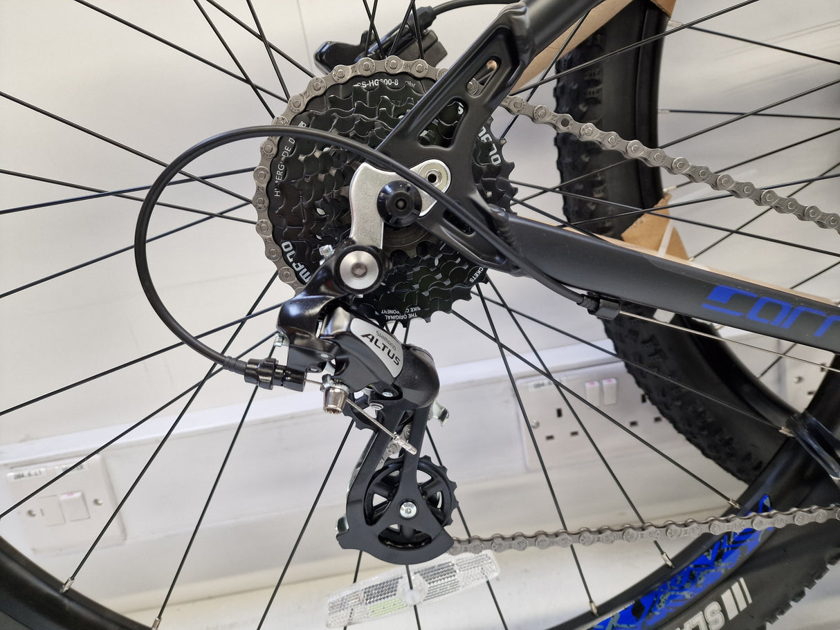 Carrera Hellcat Mens 16-Speed Hydraulic  Brakes Mountain Bike ~ Black - L