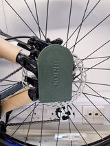 Carrera Hellcat Mens 16-Speed Hydraulic  Brakes Mountain Bike ~ Black - L