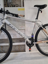 Carrera Parva Men's 14-Speed 27.5" Wheels Alloy Hybrid Bike - Large - Silver