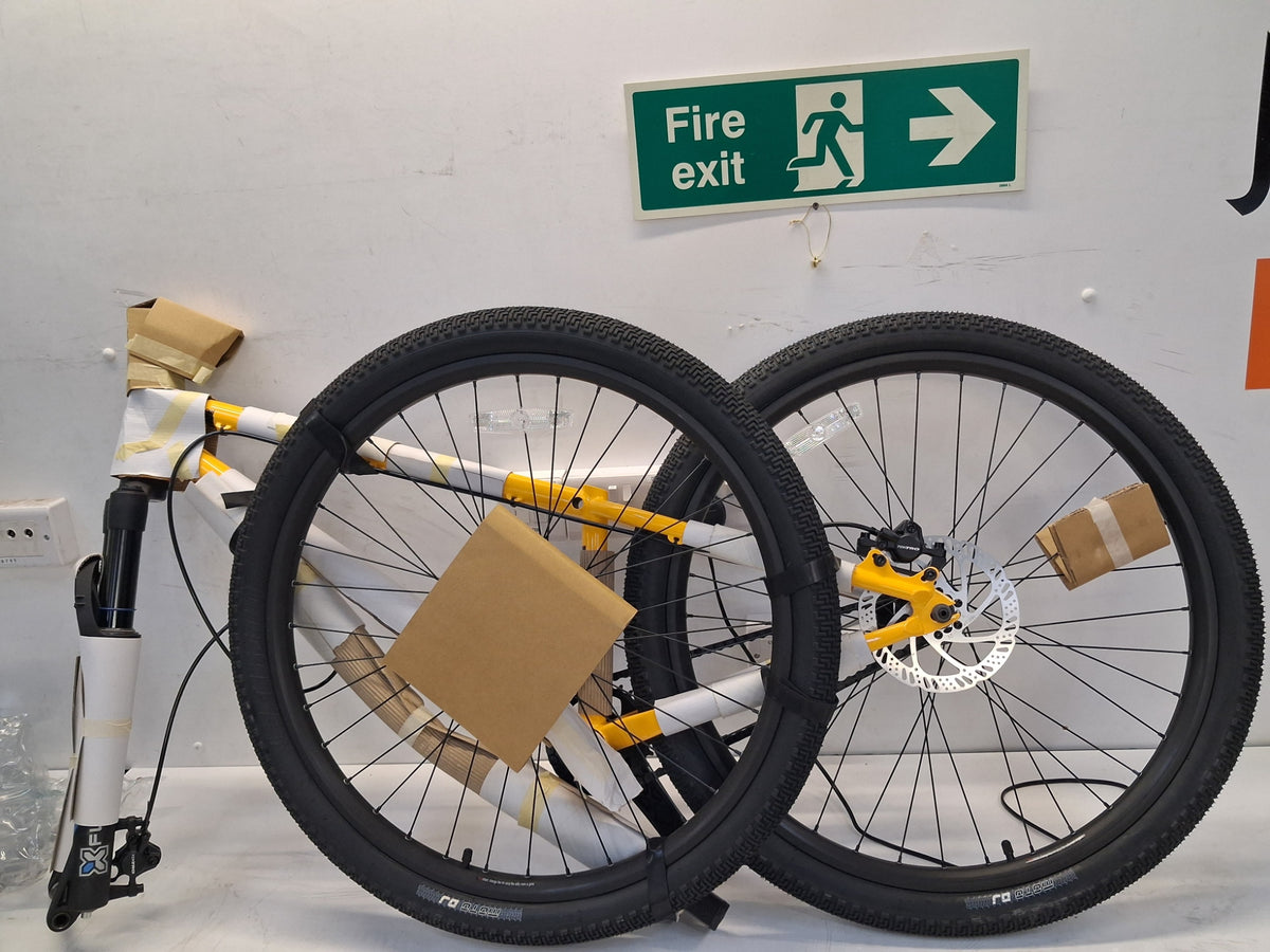 DMR Sect Pro 26" Wheel Hydraulic Brakes Single Speed  Jump Bike Dakar Yellow