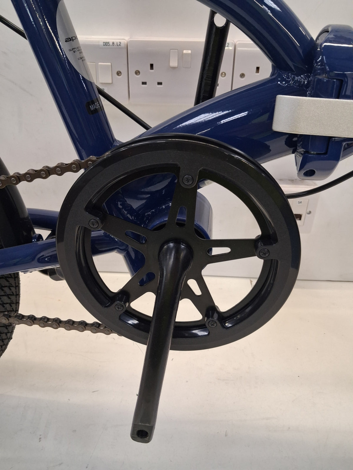 Apollo Tuck Unisex Single Speed 20''-Wheel Lightweight Folding Bike - Blue